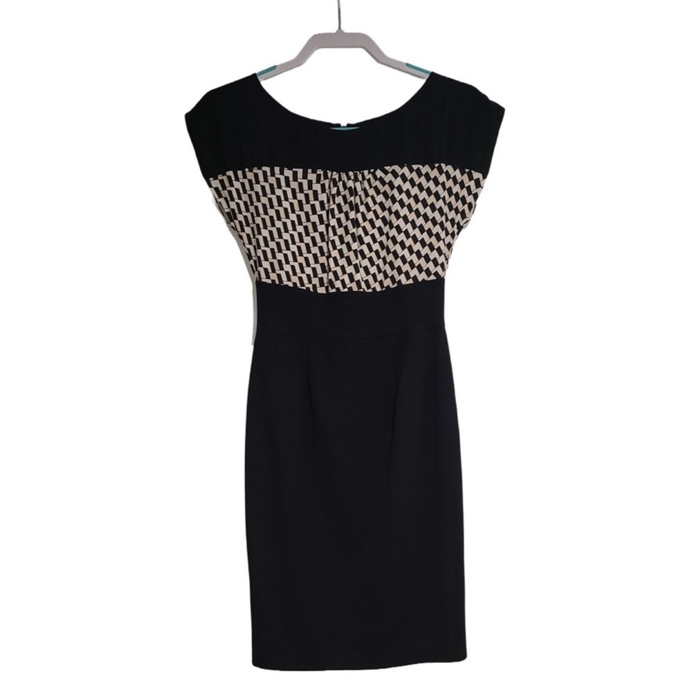 White House Black Market 100%
Silk Sleeveless Dress Size 4 Women's